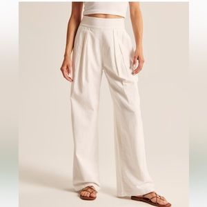 Abercrombie & Fitch Ultra Wide Leg Linen Pant